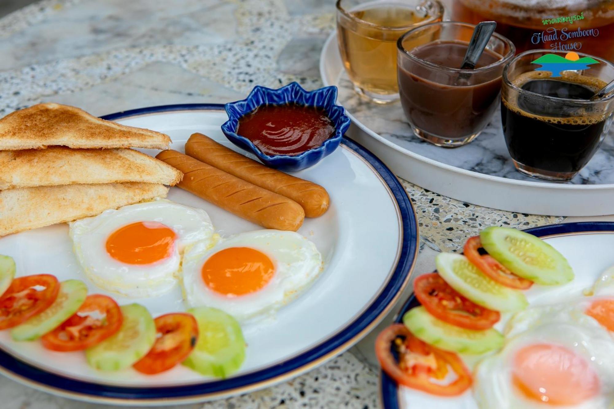 Haad Somboon House Hotel Банг Сафан Екстериор снимка